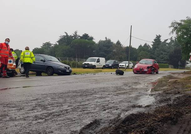 incidente stradale via novara busto arsizio