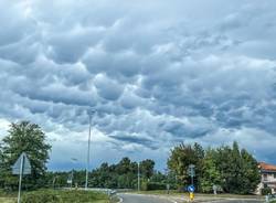 Nubi mammatus dopo la pioggia