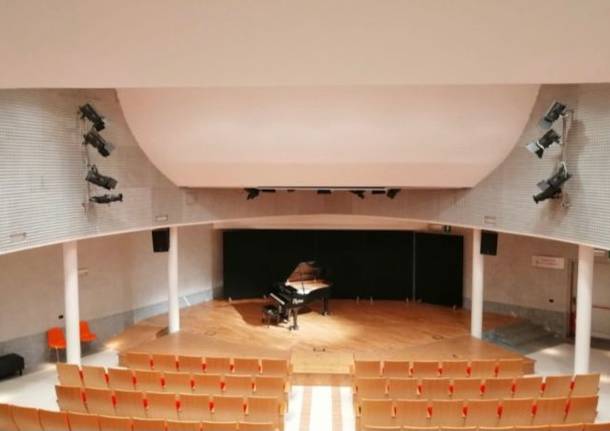 Auditorium maccagno 