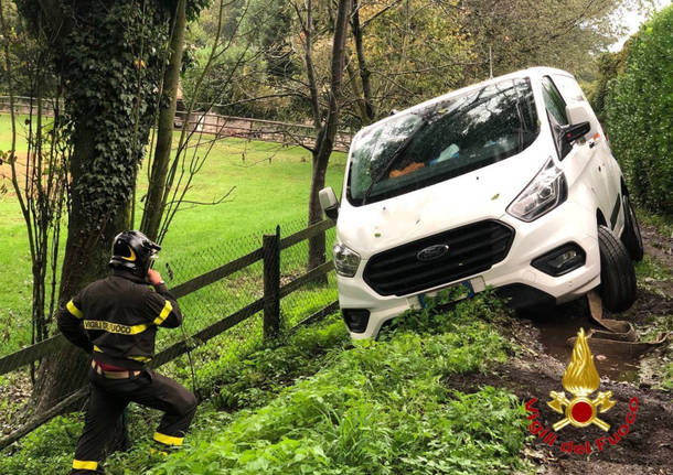 besozzo auto fuoristrada