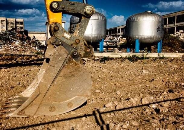 Cantiere aperto all'ex Cantoni di Saronno. Le fotografie di Luigi Palma 