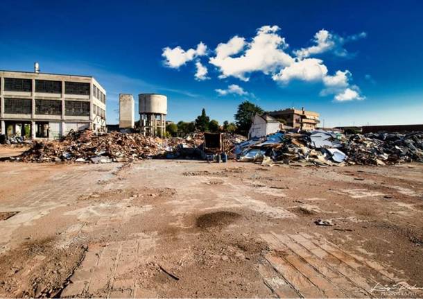 Cantiere aperto all'ex Cantoni di Saronno. Le fotografie di Luigi Palma 