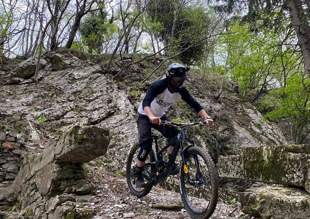 I \"Mufloni della Valcuvia\" da bikers a volontari salva sentieri