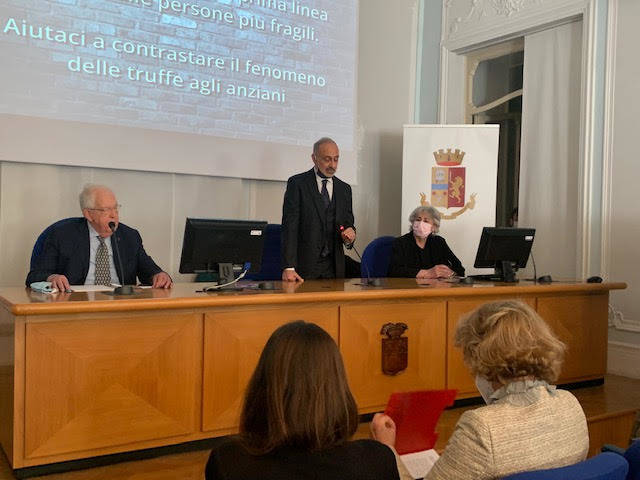 Un video per combattere le truffe agli anziani a Varese