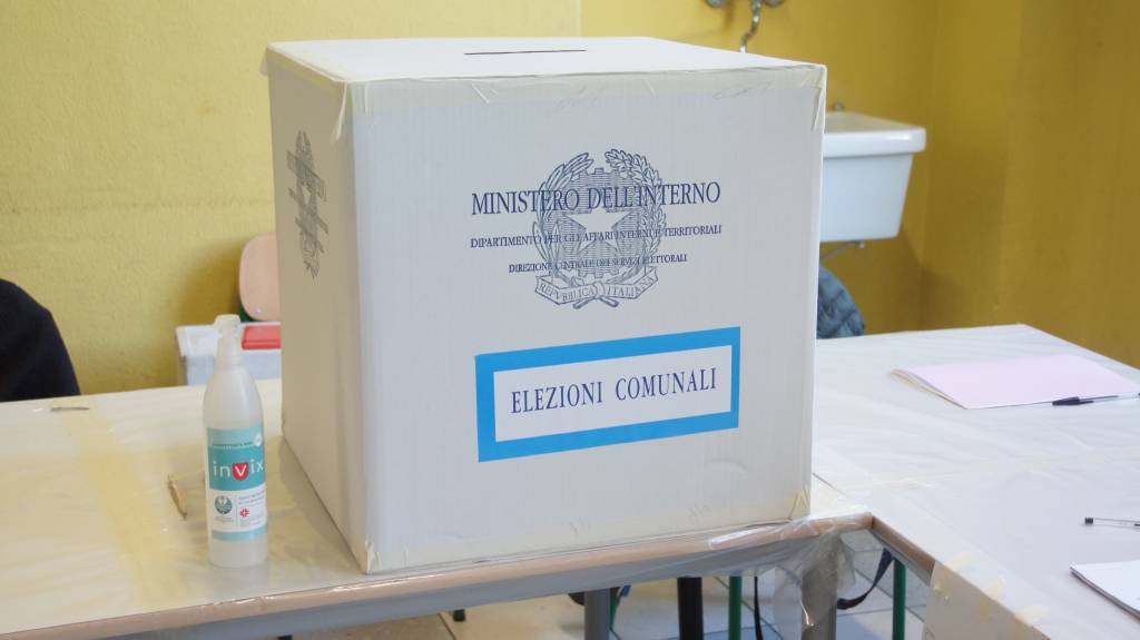 Caronno Pertusella 2021 - Il giorno del ballottaggio 