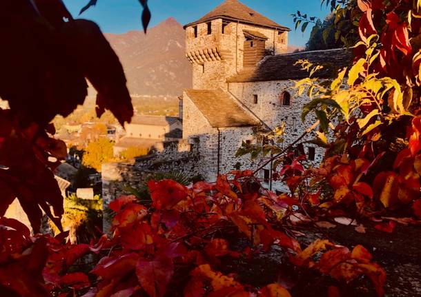 Castello di Vogogna - autunno - foto Castello di Vogogna fb