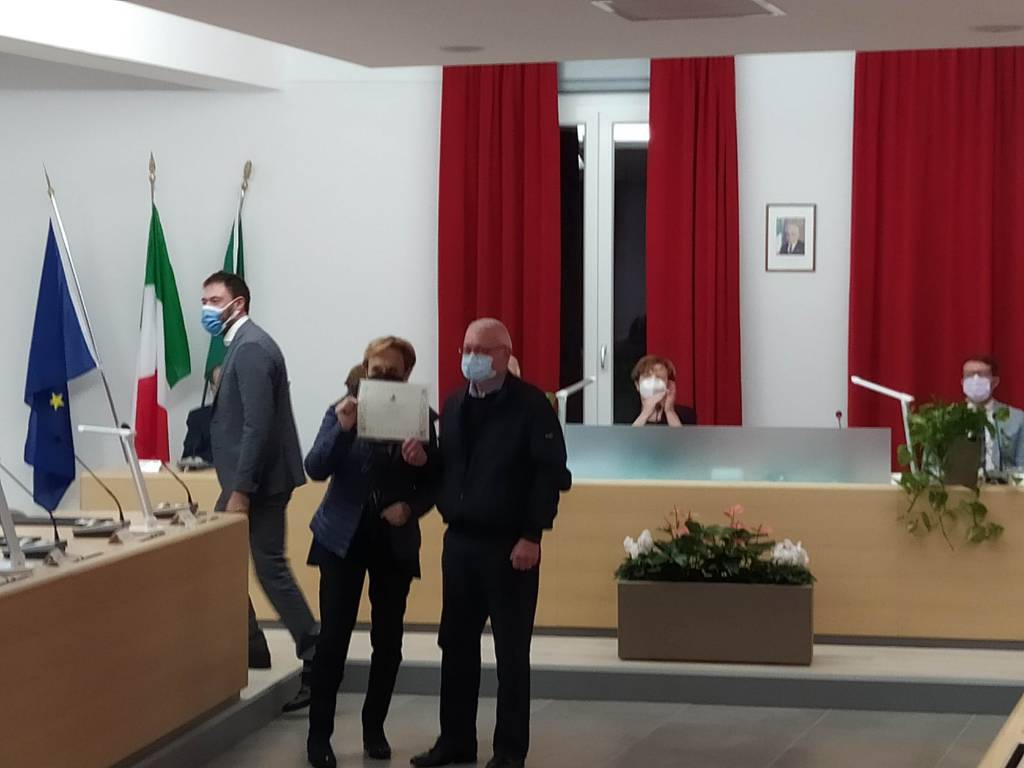 Consegna onorificenze civiche a Busto Garolfo