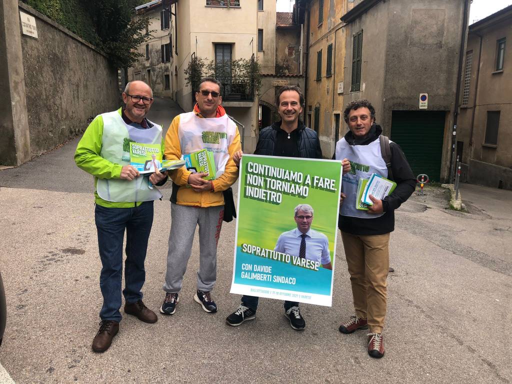 I volontari di Galimberti in piazza a Varese