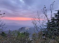 L'alba dal Campo dei Fiori che sembra un UFO