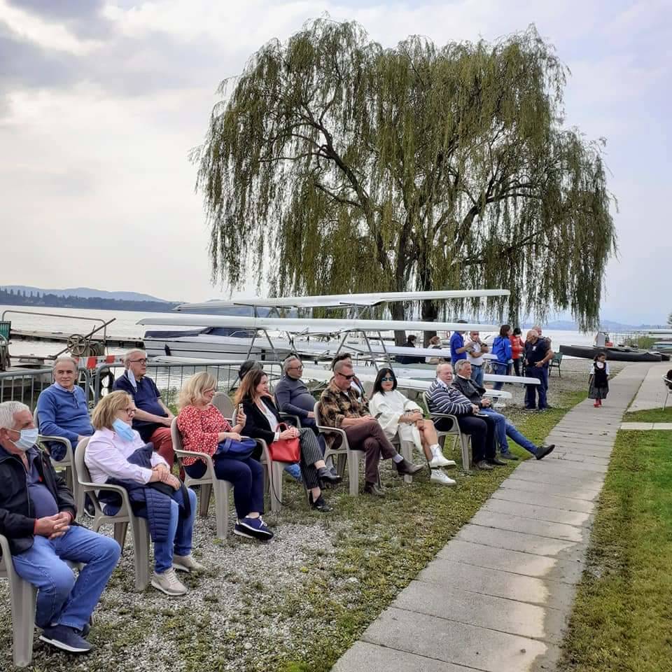 La barca elettrica sul Lago di Varese