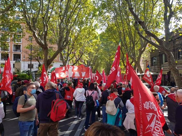 Manifestazione di Cgil, Cisl e Uil a Roma 