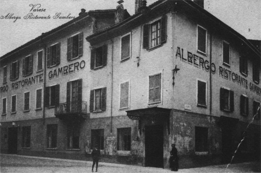 Metamorfosi urbana a Varese: il vecchio e il nuovo nella piazza dedicata alla Giovine Italia