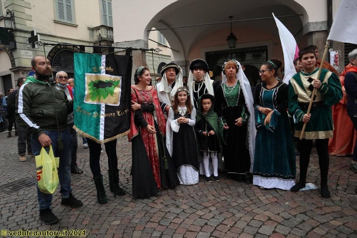 Palio di S.Pietro ad Abbiategrasso, domenica 10 ottobre cavalli al canapo