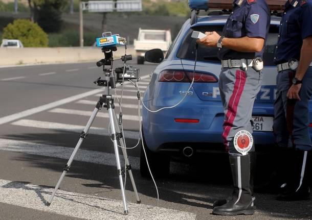 Polizia stradale autovelox controlli della velocità