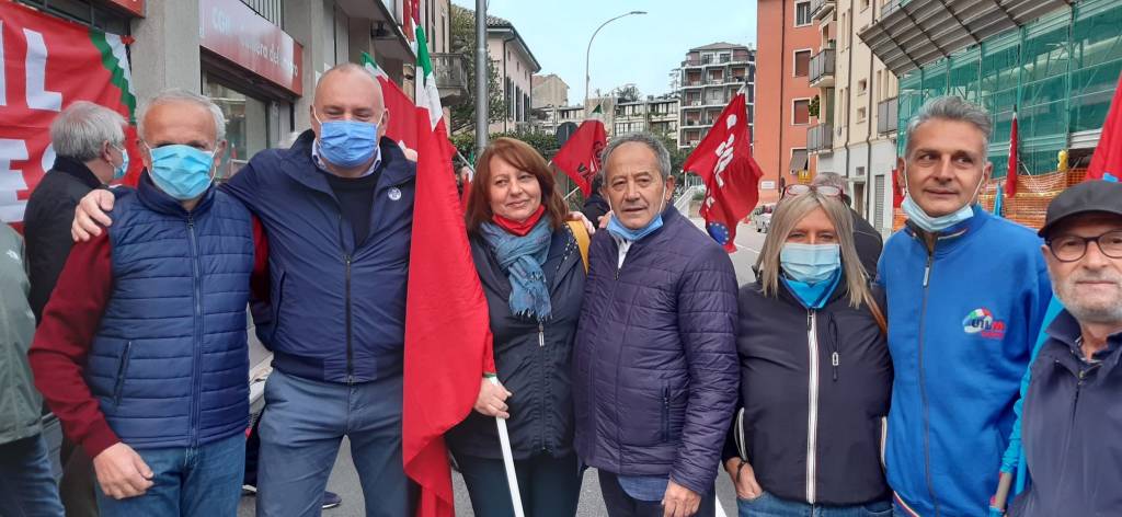 Presidi nelle sedi Cgil di Varese Busto Gallarate e Saronno