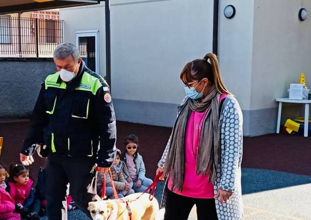 Pet Therapy alla scuola materna San Domenico di Legnano con i volontari della Protezione Civile
