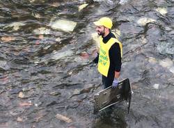 Puliamo il Mondo - Pulizia del verde lungo le sponde dell'Olona