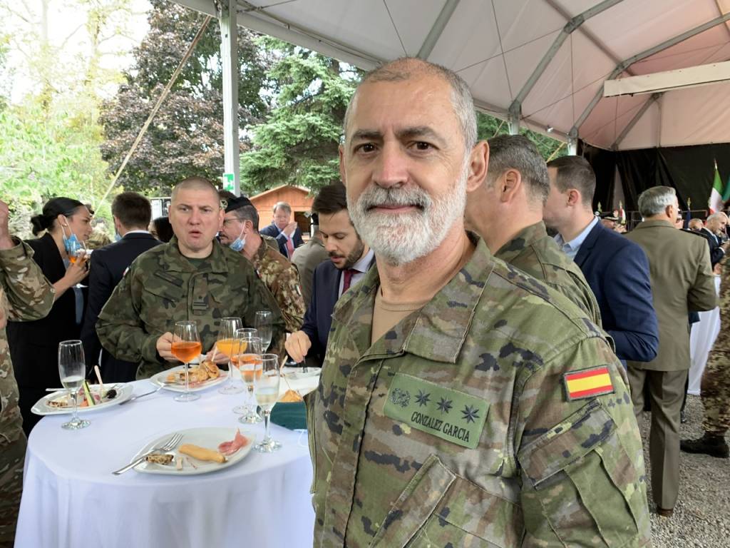 Tante nazioni al ventennale del nato rapid deployable corps 