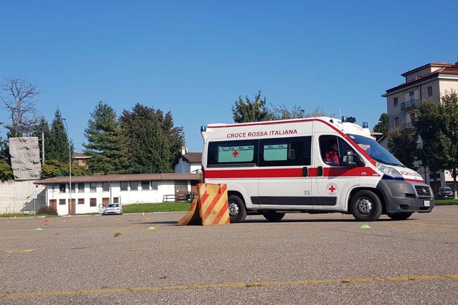 Tradate, i volontari della Croce rossa al corso di Guida sicura