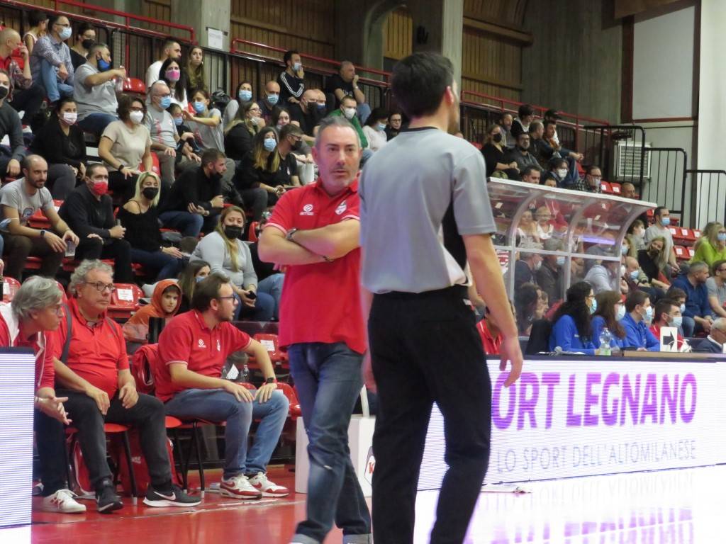 Basket: Legnano-Piombino