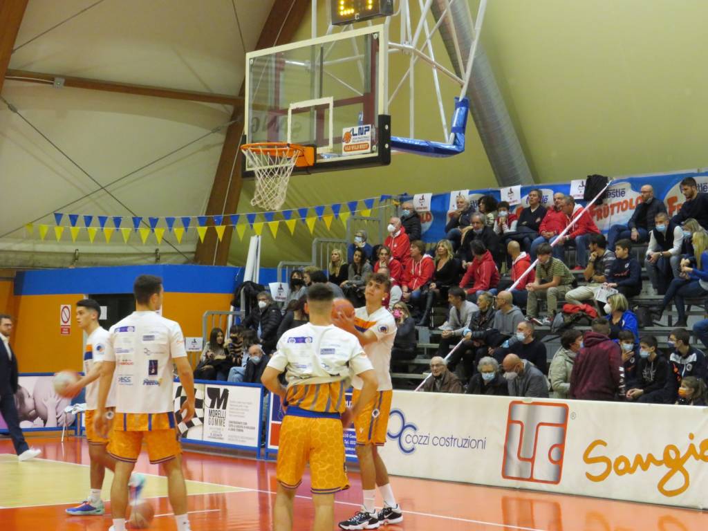 Basket: Sangiorgese- Legnano