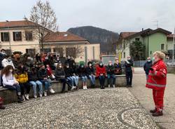 Bisuschio - Inaugurata la panchina rossa contro la violenza sulle donne