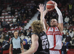 Openjobmetis Varese - Bertram Tortona 85-76