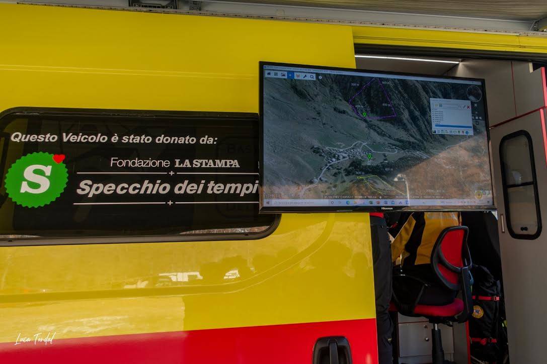 Esercitazioni per i droni del Soccorso Alpino della Guardia di Finanza