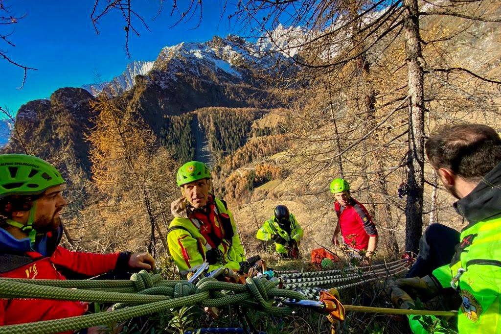 Esercitazioni per i droni del Soccorso Alpino della Guardia di Finanza