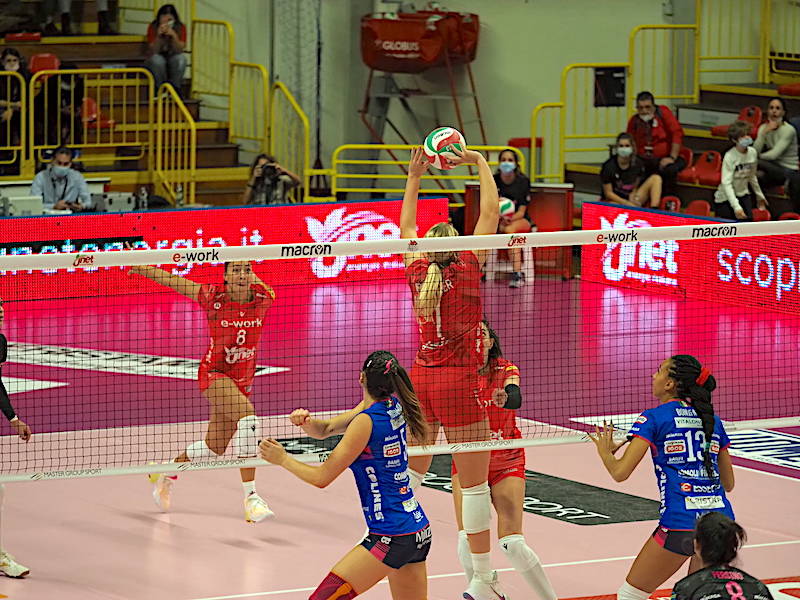 Uyba - Novara, gli scatti