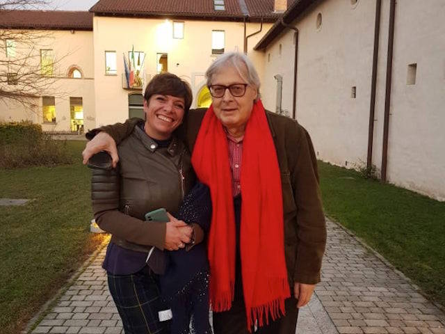 Vittorio Sgarbi in visita a Cairate