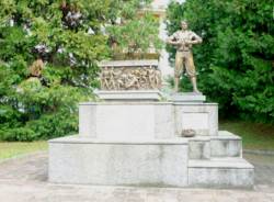 Castiglione Olona monumento ai caduti via castiglioni