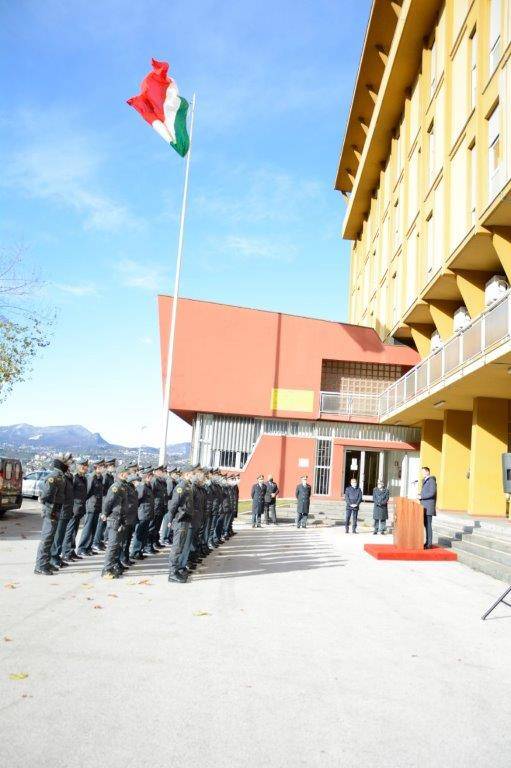 Como - Il sottosegretario di Stato Molteni visita la Guardia di Finanza di Ponte Chiasso