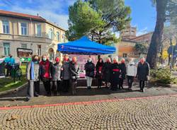 In piazza a Cislago la manifestazione contro la violenza sulle donne