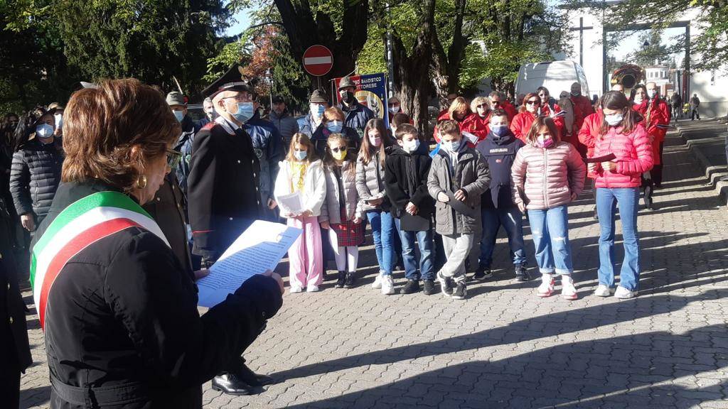 Intitolazione della piazza davanti al Cimitero