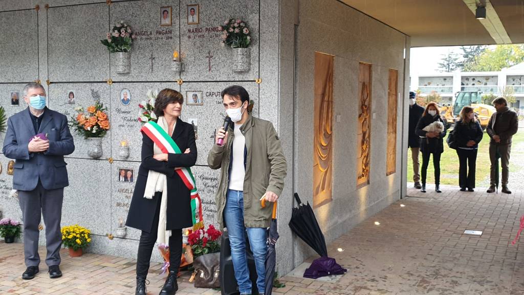 La memoria e il ricordo - Inaugurazione bassorilievi cimitero San Giorgio su Legnano