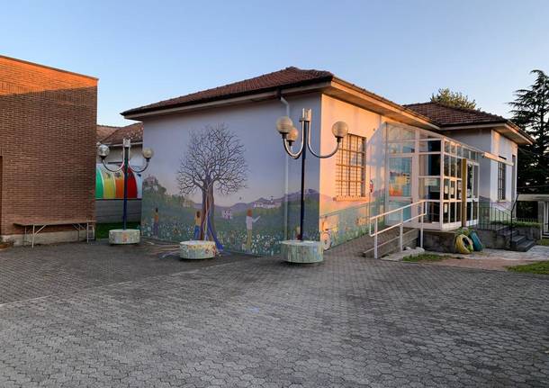 La scuola primaria di Morosolo si accende di pace e di colori