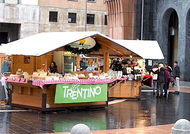 Il Trentino in Piazza Monte Grappa a Varese