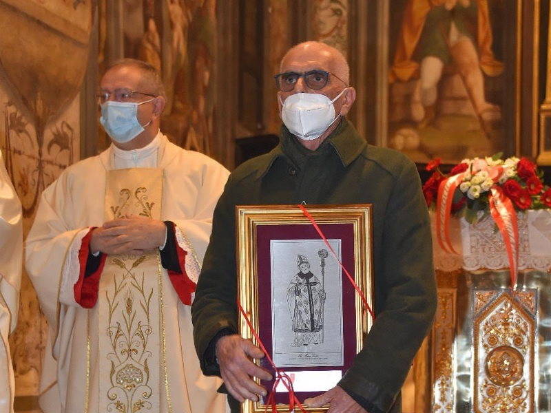 Nobile contrada San Magno di Legnano in festa con la nuova reggenza