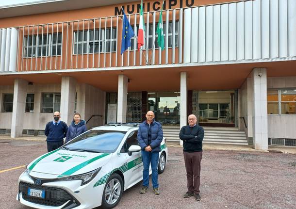 nuova auto polizia locale parabiago