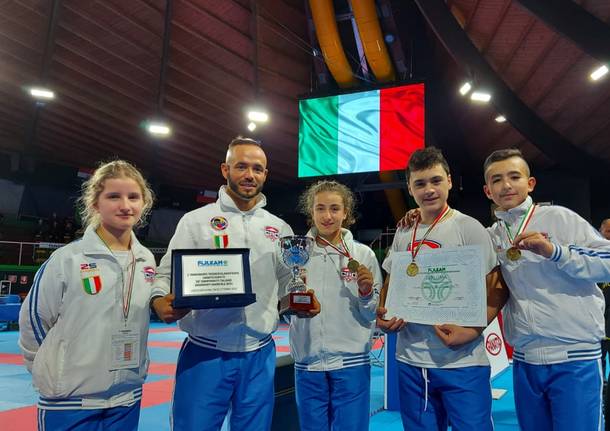 Orgoglio Cao: campioni d'Italia karate esordienti