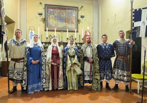 Palio: investitura della contrada San Martino