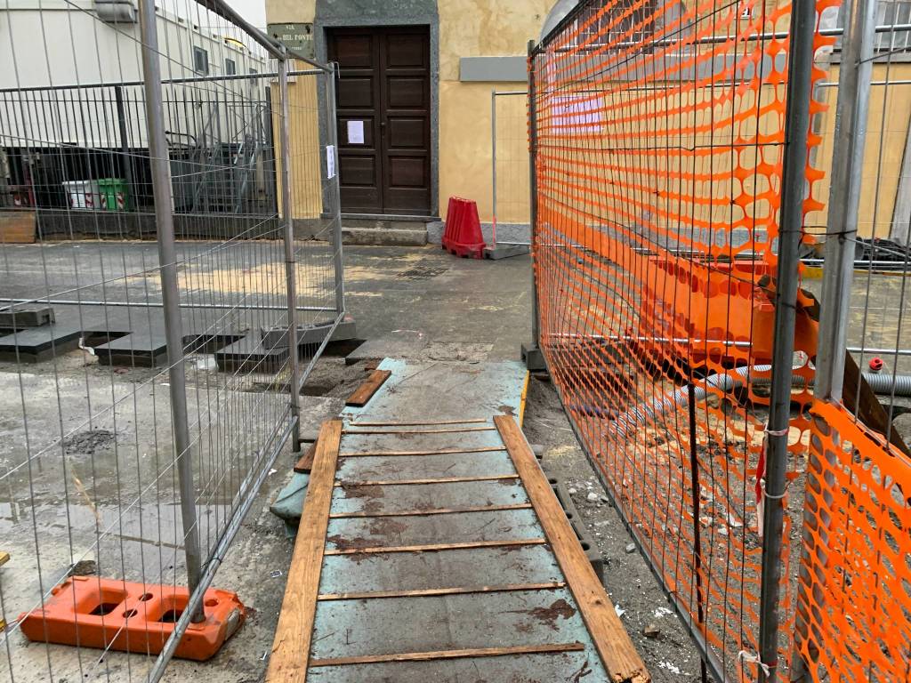 Piazza Biroldi "Impacchettata"