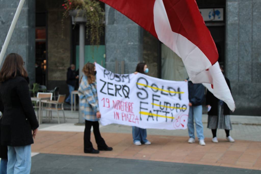 protesta Varese