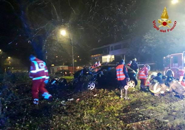 Scontro nella notte in via XXIV Maggio a Gallarate