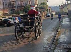 A Lissago Babbo Natale arriva in carrozza