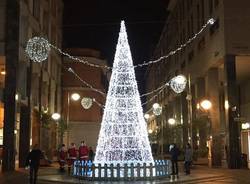 A Varese e nel Varesotto, il Natale illumina e colora strade e piazze