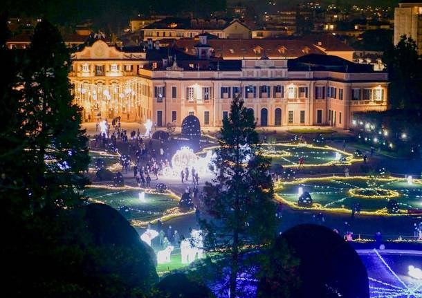 A Varese e nel Varesotto, il Natale illumina e colora strade e piazze