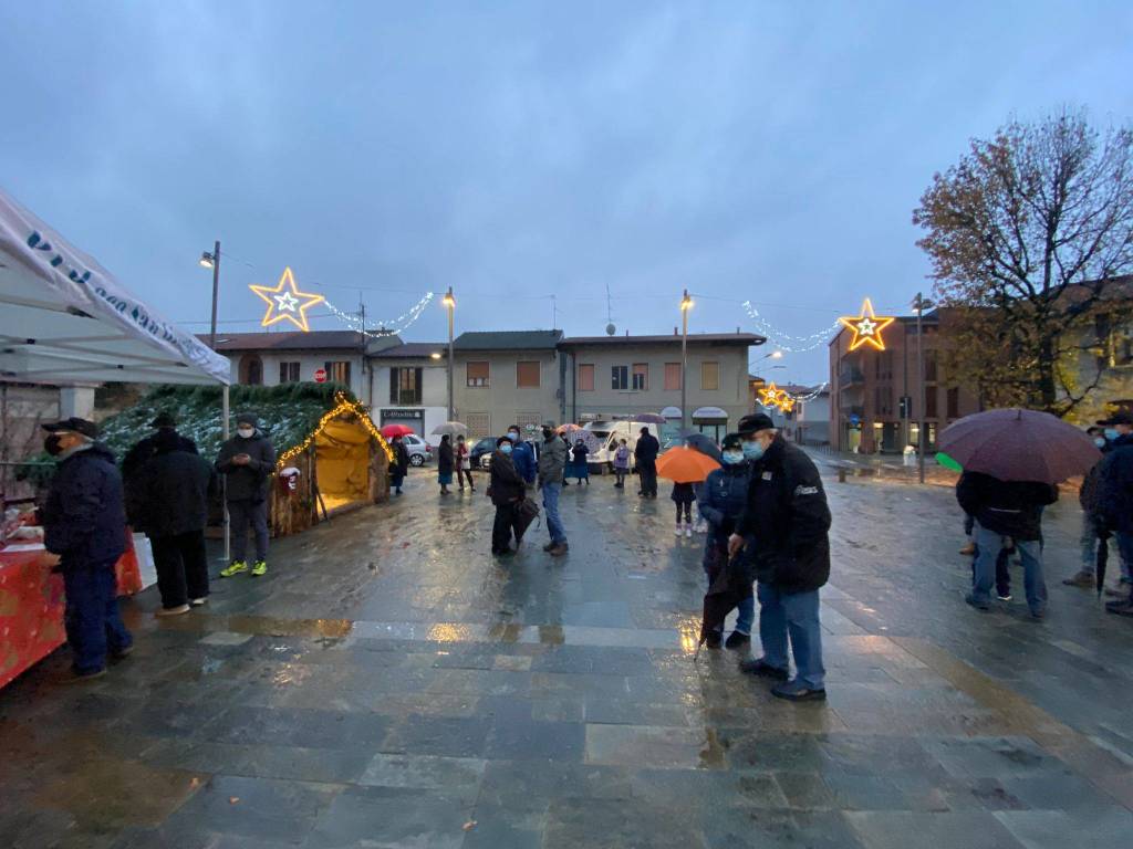 Accensione dell'albero di Natale a San Giorgio su Legnano