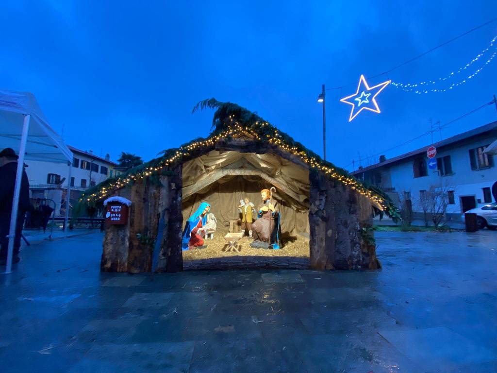 Accensione dell'albero di Natale a San Giorgio su Legnano